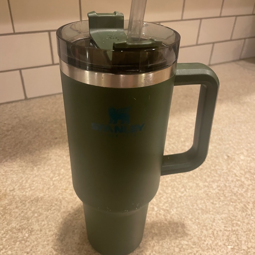 Spirulina Stanley 40oz Adventure Quencher Tumbler